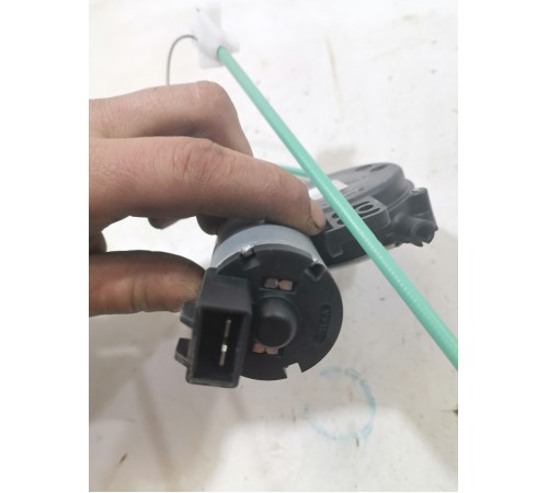 Моторчик регулировки переднего левого сиденья