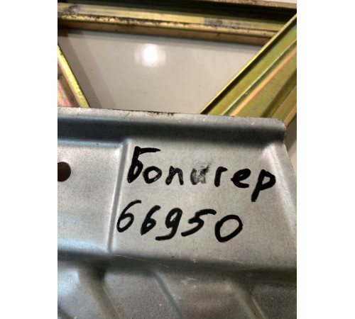 Стеклоподъемник (передний, правый)