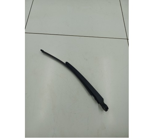 Поводок стеклоочистителя задний