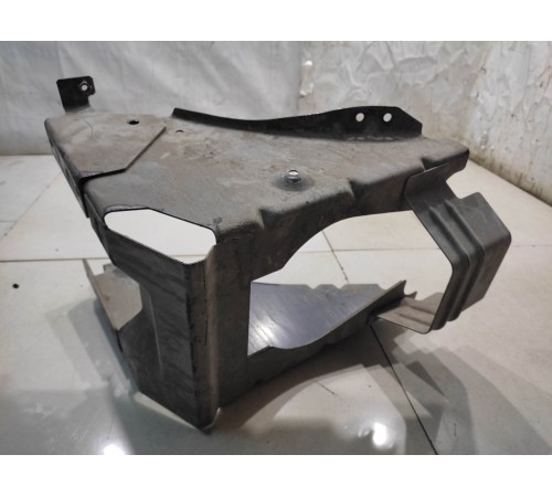 Площадка(ниша) бака мочевины