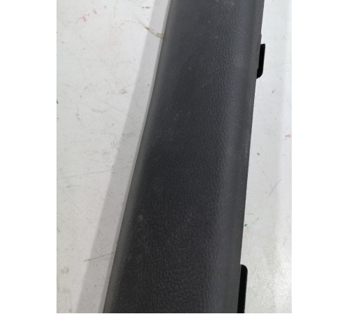 Накладка порога передняя левая