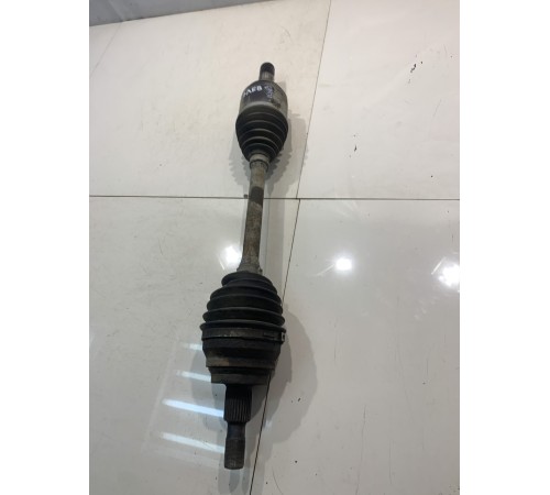 Полуось (привод) (передний, левый)