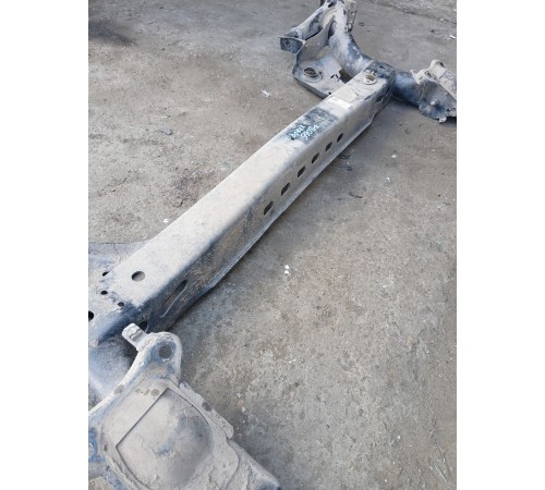 Балка подвески (подрамник) задняя