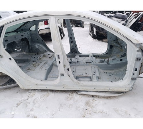 Порог со стойкой правый