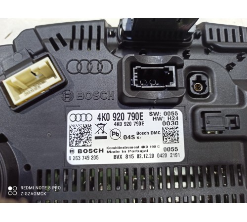 Панель приборов