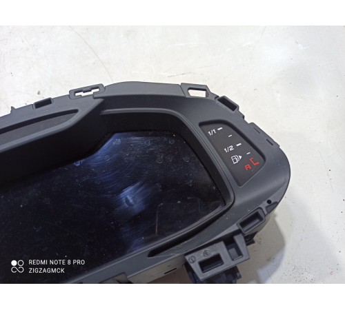 Панель приборов