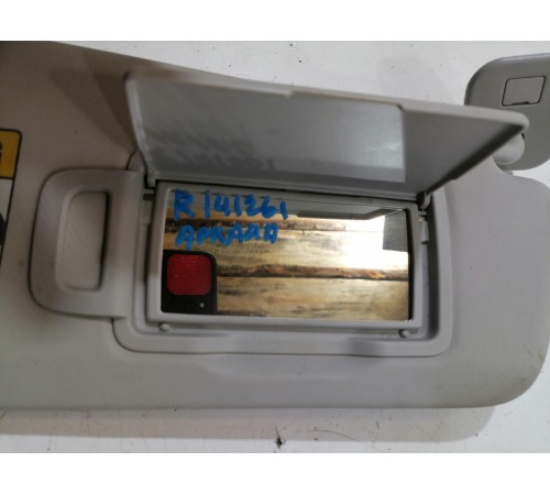 Козырек солнцезащитный Пассажирский