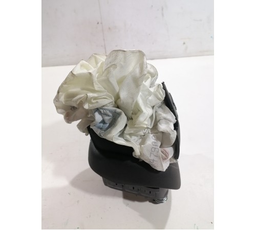 Подушка безопасности водителя