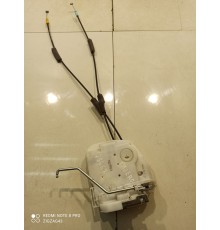 Замок двери (передний, правый)