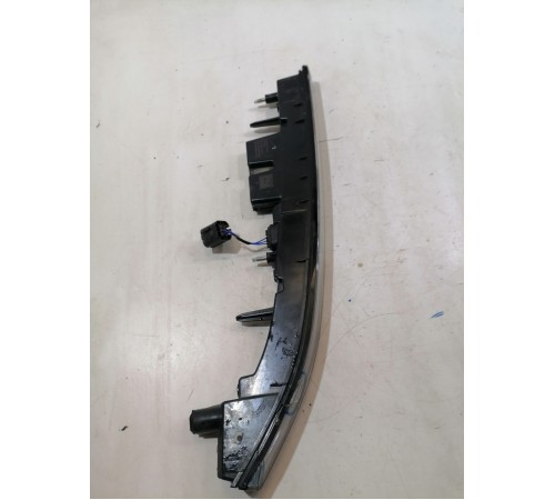 Фара дневного ходового огня правая