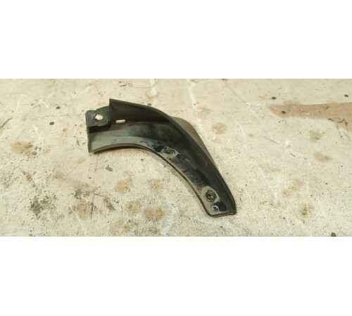 Брызговик задний левый