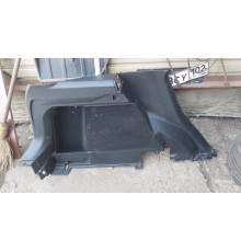Обшивка багажника левая Обшивка багажника левая