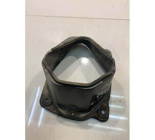 Пыльник (задний, левый)