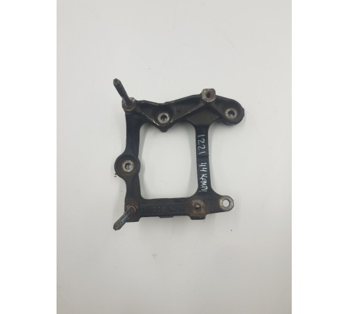 Кронштейн крепление компрессора кондиционера