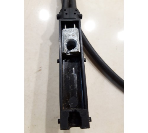 Трос замка капота