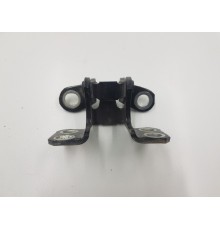 Петля крышки багажника верхняя