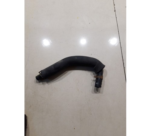 Патрубок системы охлаждения