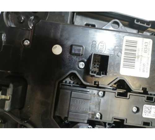 Плафон освещения салона