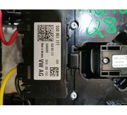 Плафон освещения салона