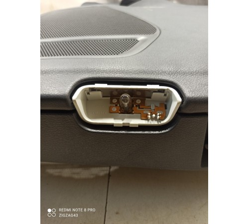 Обшивка двери (задняя правая)