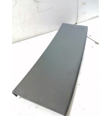 Обшивка крышки багажника верхняя