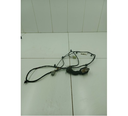 Электропроводка двери задняя левая