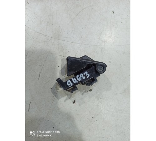 Ручка открывания лючка бензобака