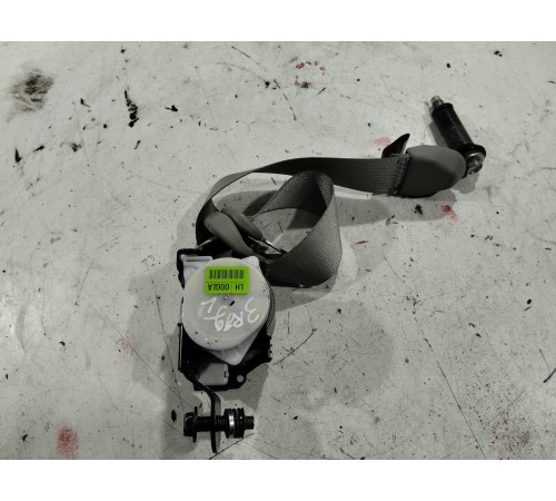 Ремень безопасности 3-й ряда левый