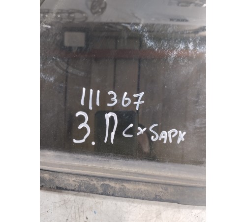 Глухое стекло(заднее правое)