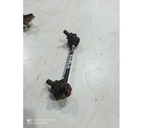 Стойка стабилизатора задняя