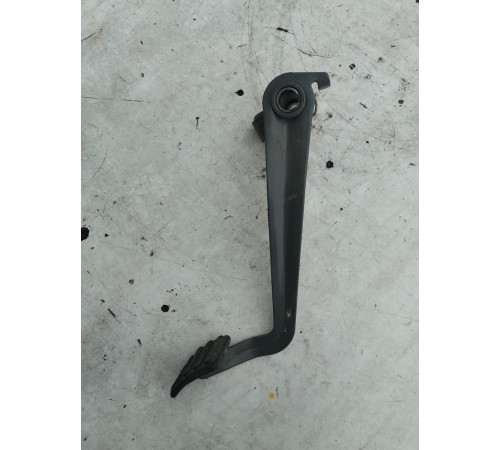 Педаль тормоза