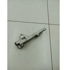 Кронштейн опоры двигателя