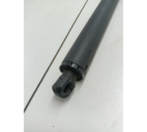 Амортизатор крышки багажника правый