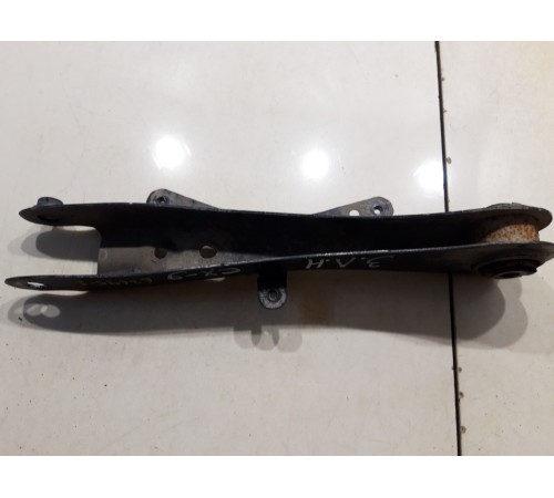 Рычаги подвески (задний, левый, нижний)