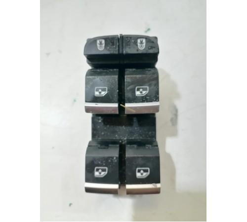 Блок управления стеклоподъемниками