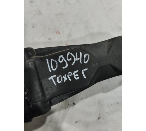 Ограничитель двери(передний правый)