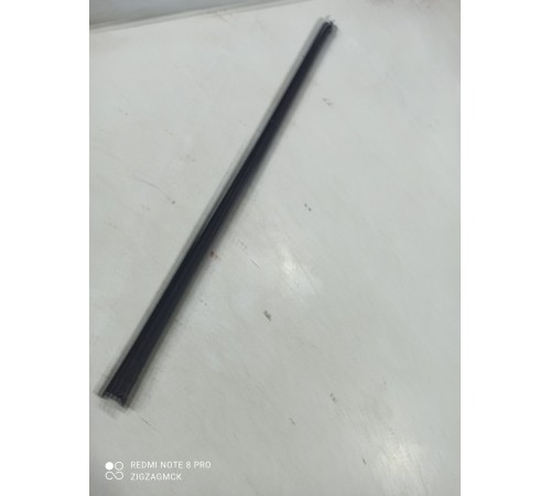 Уплотнитель стекла (задний правый внутренний)