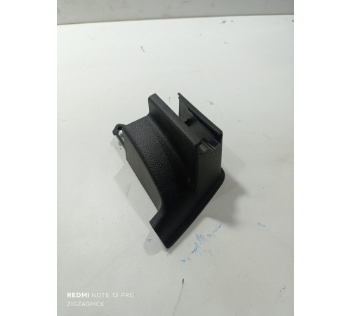 Заглушка сиденья переднего левого