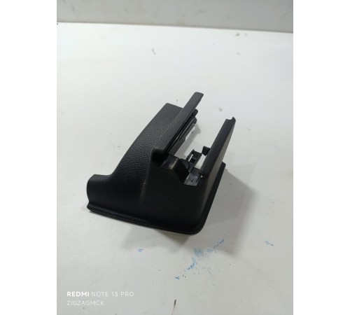 Заглушка сиденья переднего левого