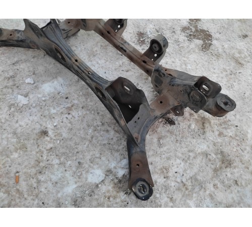 Задняя балка