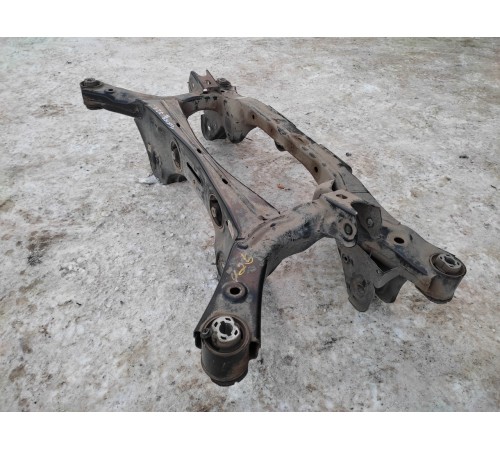 Задняя балка