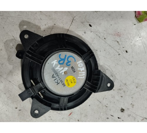 Динамик двери (задний правый)