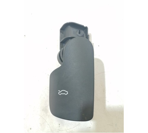 Рычаг открывания капота