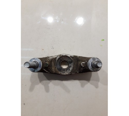 Кронштейн опоры шаровой