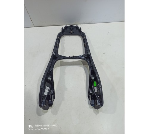 Накладка подлокотника декоративная)