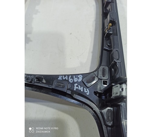 Накладка подлокотника декоративная)