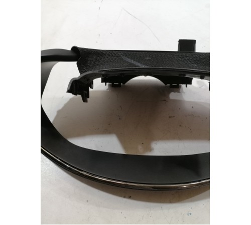 Накладка панели приборов с кожухом рулевой рейки