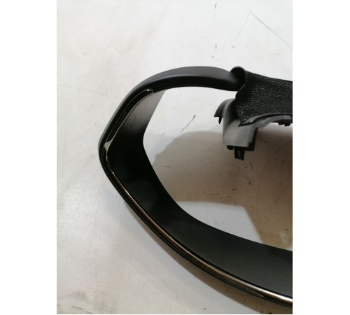 Накладка панели приборов с кожухом рулевой рейки