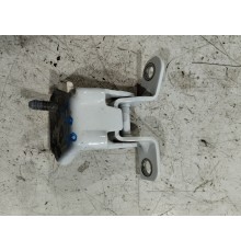 Петля двери задняя правая верхняя