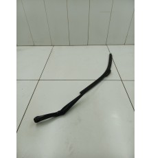 Поводок стеклоочистителя левый